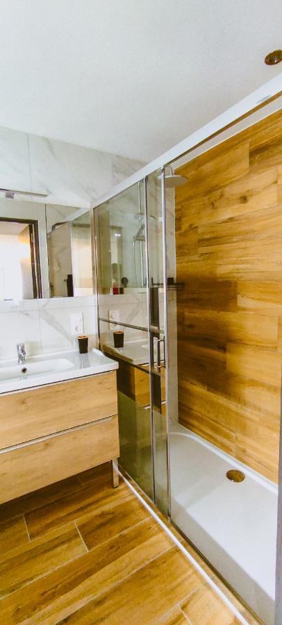 Loft Industriel L'Idaho Apartment แซร์กูมีนส์ ภายนอก รูปภาพ