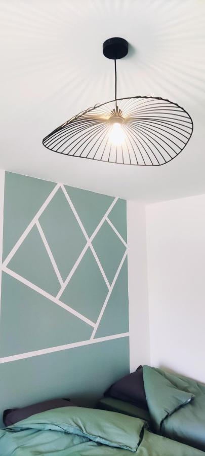 Loft Industriel L'Idaho Apartment แซร์กูมีนส์ ภายนอก รูปภาพ